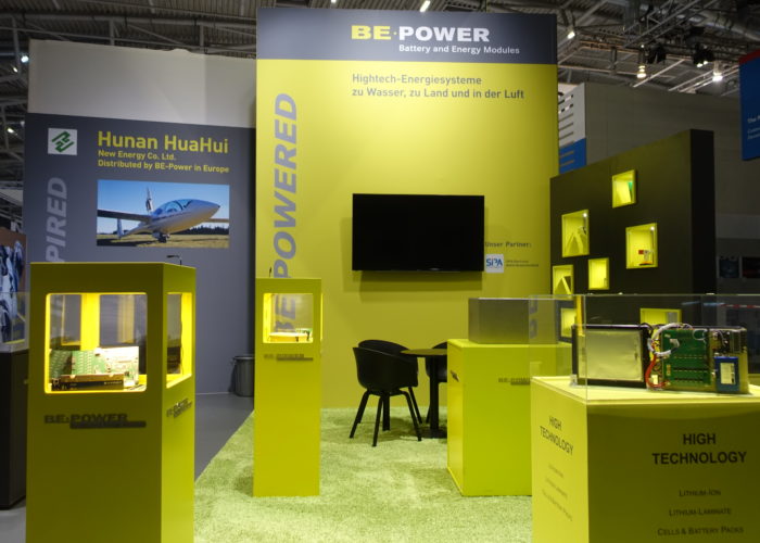 be-power-messestand
